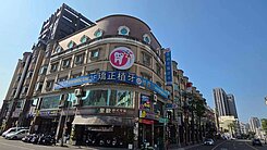 高鐵商圈/大面寬三角窗/醒目店面