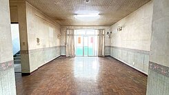 五福四路~駁二公園旁街上~優質公寓