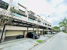 宜市縣政中心3房車庫美墅~台灣房屋婕如~小豬