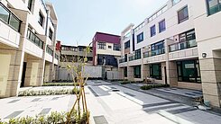 君鑑建設 l 竹山市區 l 全新三代同堂別墅