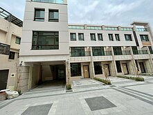 君鑑建設 l 竹山市區 l 全新完工雙車位美別墅