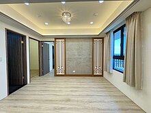 獨家澄臻絕美視野2+1房平面車位