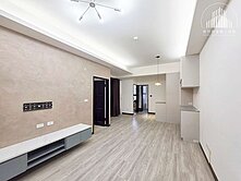 自由大道｜最大景觀兩房附平車《邊間戶、稀有釋出》