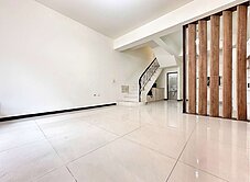 專任新高學區墅立方震後雙車輕屋齡透天