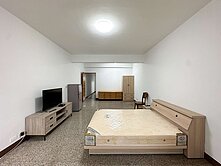 五甲商圈 | 免整理透天店住金店面