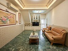 大寮捷運  騎樓車庫透天 *增建滿使用坪數大