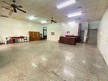 前鎮捷運/商五大地坪/前後臨路三透店/開放式空間