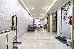 近獅甲捷運買到會微笑的微笑時代2+1房