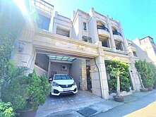 🏆臨路的雙併別墅!面寬8米!可停到2台車!🏆