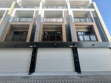 經典佳３#彌陀公園旁全新未住美車墅