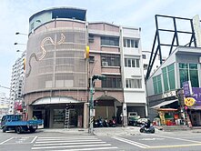 瑞豐夜市旁！超顯眼！搶市店面