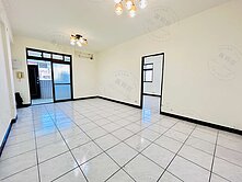 @29萬☎️光榮街四面採光☎️黃金三樓