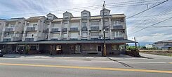 近羅東正上將路邊大面寬店住