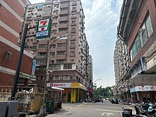 鳳山國中捷運站*低總價*大樓優質2房