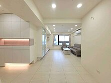 綠海都心高樓層四房雙平車