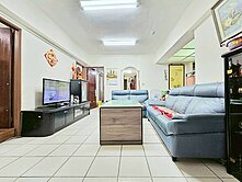 水湳經貿園區．中清星巴克旁『花園新都』低總價買四房