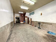 亞灣區|三多商圈~稀有臨路騎樓式透店