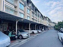 大寮"龍庭麗景"輕屋齡社區透天車墅