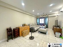 獨家專約！屏東市黃金地段景觀戶四房含平車，附裝潢！