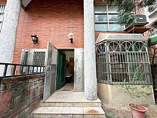 獨家【八期豐樂公園｜臨路挑高別墅】2980萬