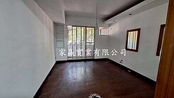 東區A件林森路上電梯二樓3房