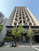 西屯12期~元城文華苑~35坪大三房平車~露台戶