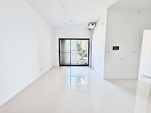 宇希獨家🌟德芳南商圈赤鬼旁🌟兩房車位我最便宜