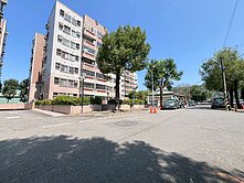 竹子坑國小◆商圈◆孝親大3房◆室內30坪◆草皮視野