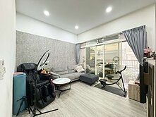 奕君好房❗湖口工業區東區美一樓門前停車