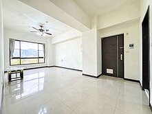 北大★夏卡爾美景三房車｜有巢氏欣霓