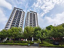 登陽聽河/社區開價最低/大慶中山醫優質屋況三房平車