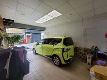 近審計新村1+2樓店住皆宜.實坪36坪.門前停車