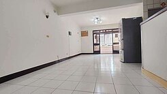 拒絕擠小房｜台積電旁28坪公寓大三房｜採光明亮