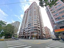 近中興大學*中山醫大 機能大3房車位 出價談 專約