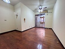 玫瑰輕軌邊間3房2樓-新店大璁