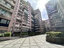 中庭社區三房+平車全天候管理