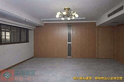 頂溪捷運．大土地持分邊間庭院一樓