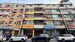 內惟近美術館輕軌12米正路上透天店面
