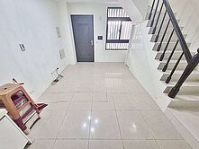 💎龍井中央商圈｜9年屋齡前院停車美墅💎