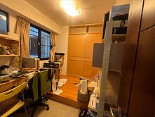 家樂福鼎山商圈美3房車位