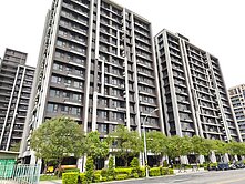 新潤幸福莊園景觀兩房坡平車位近車道電梯