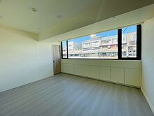 中山國小捷運三房｜晴光商圈生活圈｜格局方正採光好