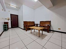 僑平國小旁車位2房