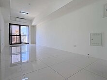 近美麗島捷運|輕屋齡中高樓2房車位