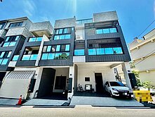 ⭐️龍井車站｜輕屋齡前院停車邊間透天⭐️