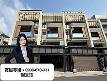 仁武大地坪｜輕屋齡｜面寬電梯雙車透天別墅