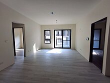 竹北華興重劃區/全新大三房平車