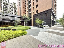 和築青春Love｜高鐵特區水岸宅｜輕屋齡4房雙平車