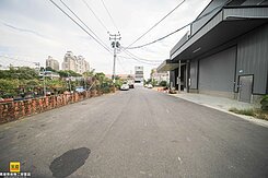 高雄鳥松臨12米都內農地廠房