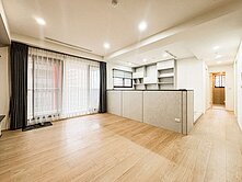 卓喬偉專任🔻新高大毅四房雙平車🔻朝南室內35坪